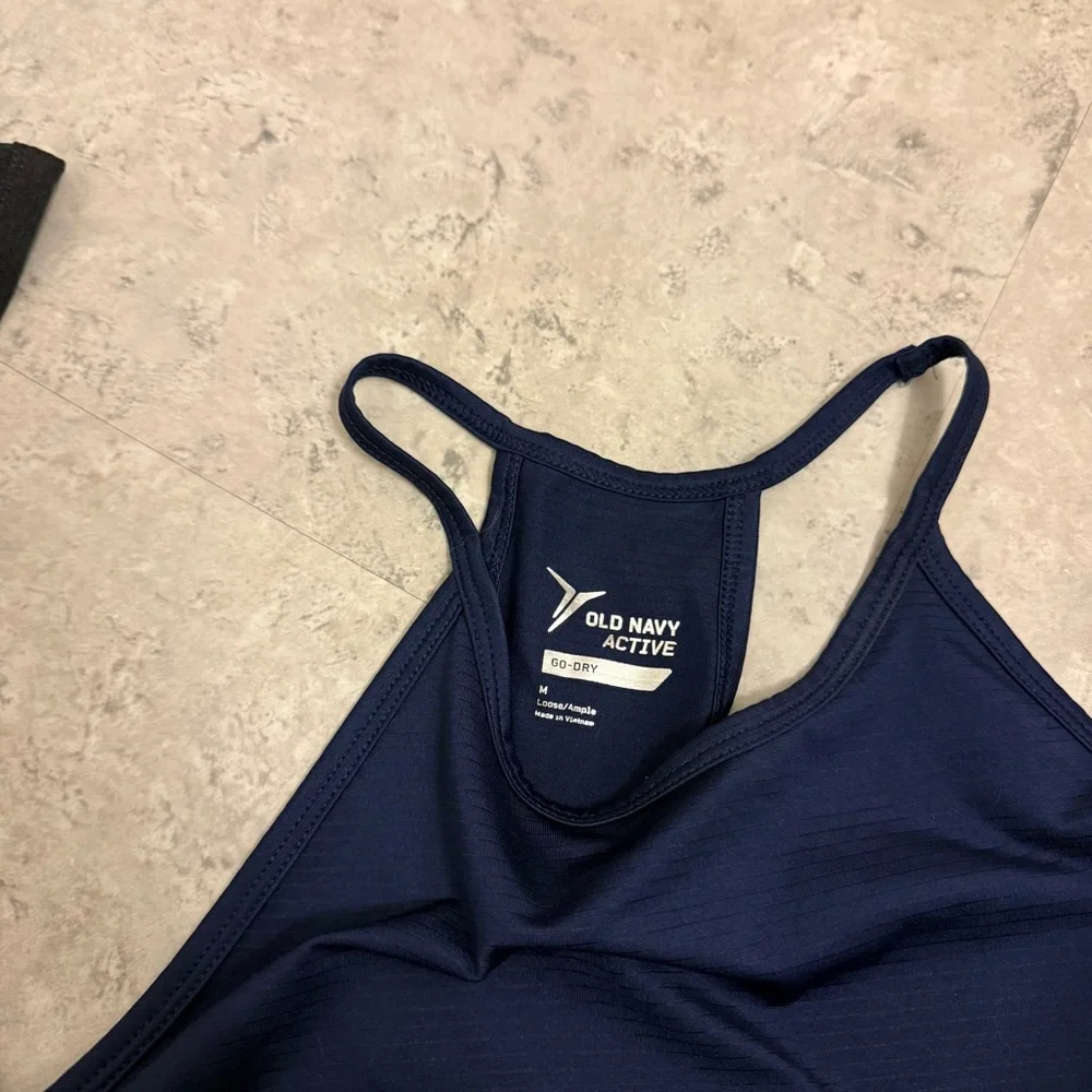 Old Navy Active Tank Top Bundle - Picture 3 of 4